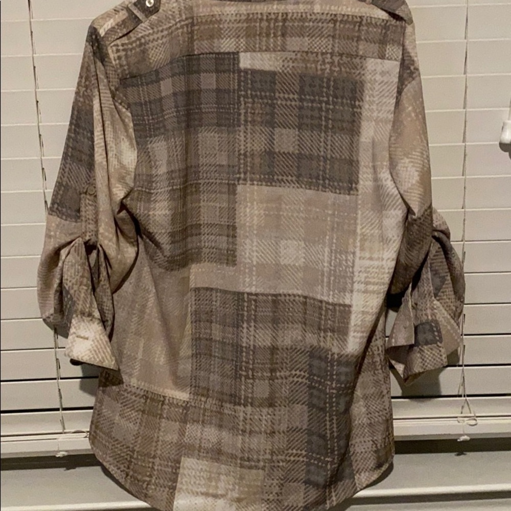 Calvin Klein button down - Picture 2 of 2